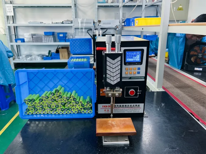 Battery pack spot welding